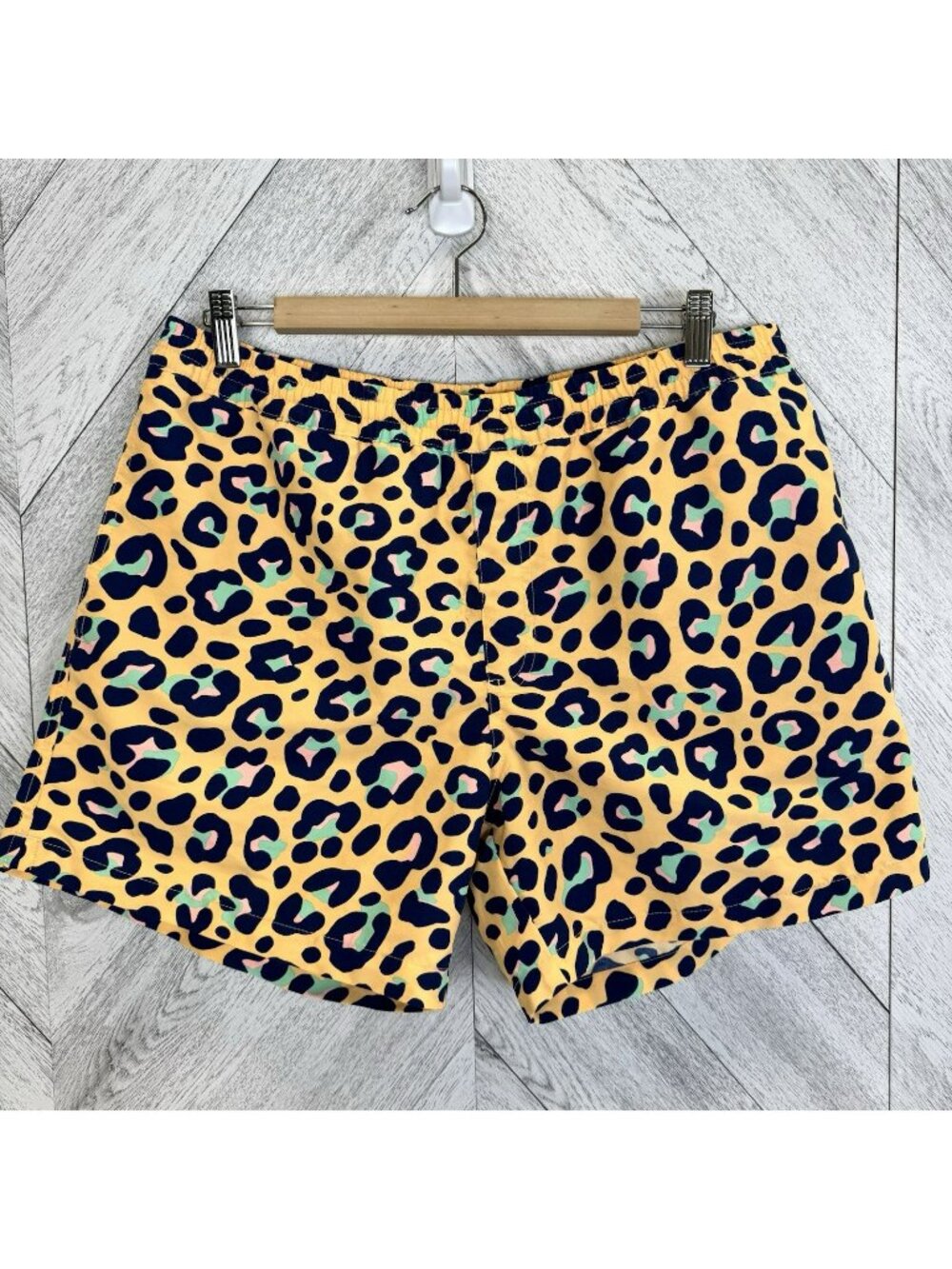 Chubbies Swim Trunks Mens Large Orange Leopard Cheetah Print Unlined 5" Inseam